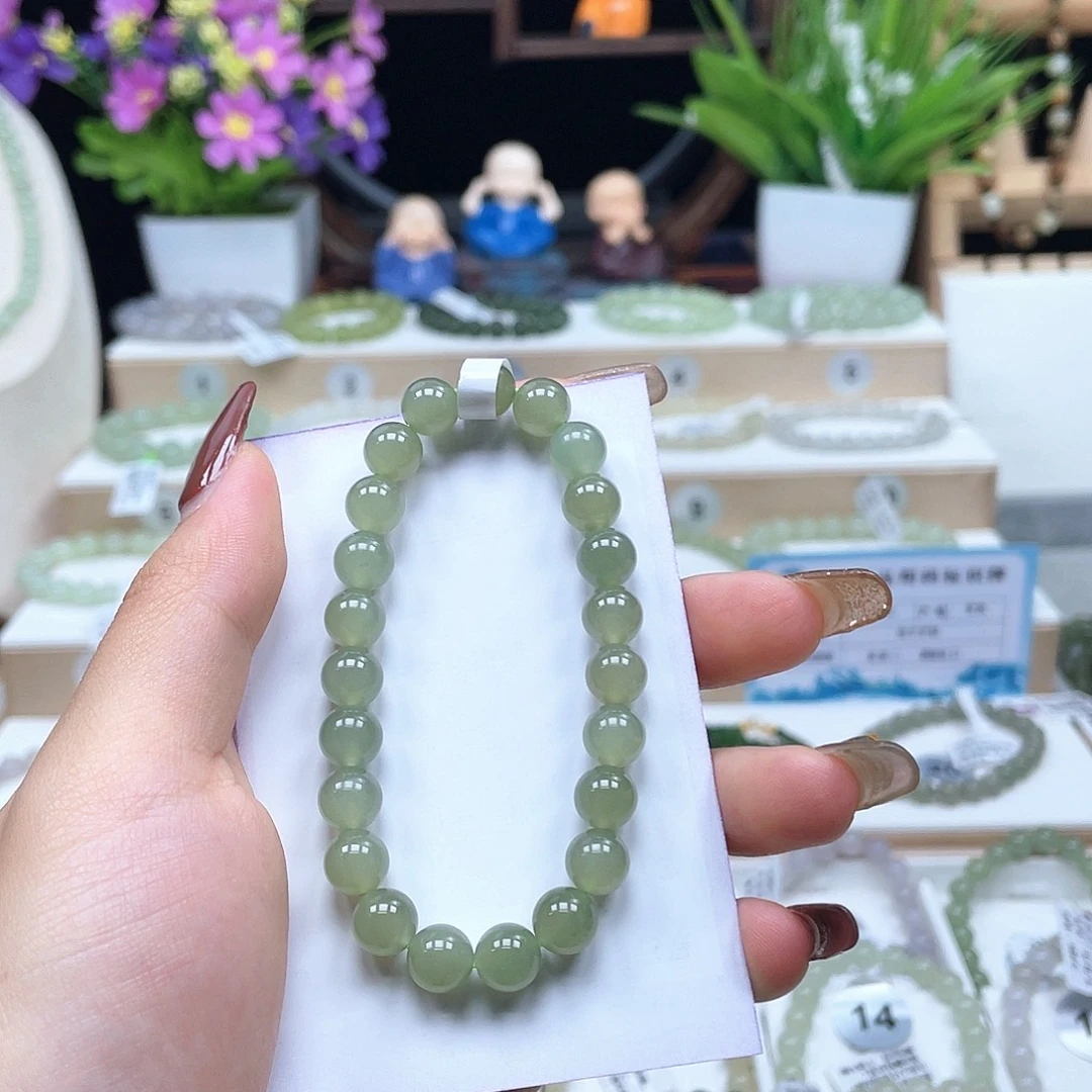 爱***猫未镶嵌手链和田玉