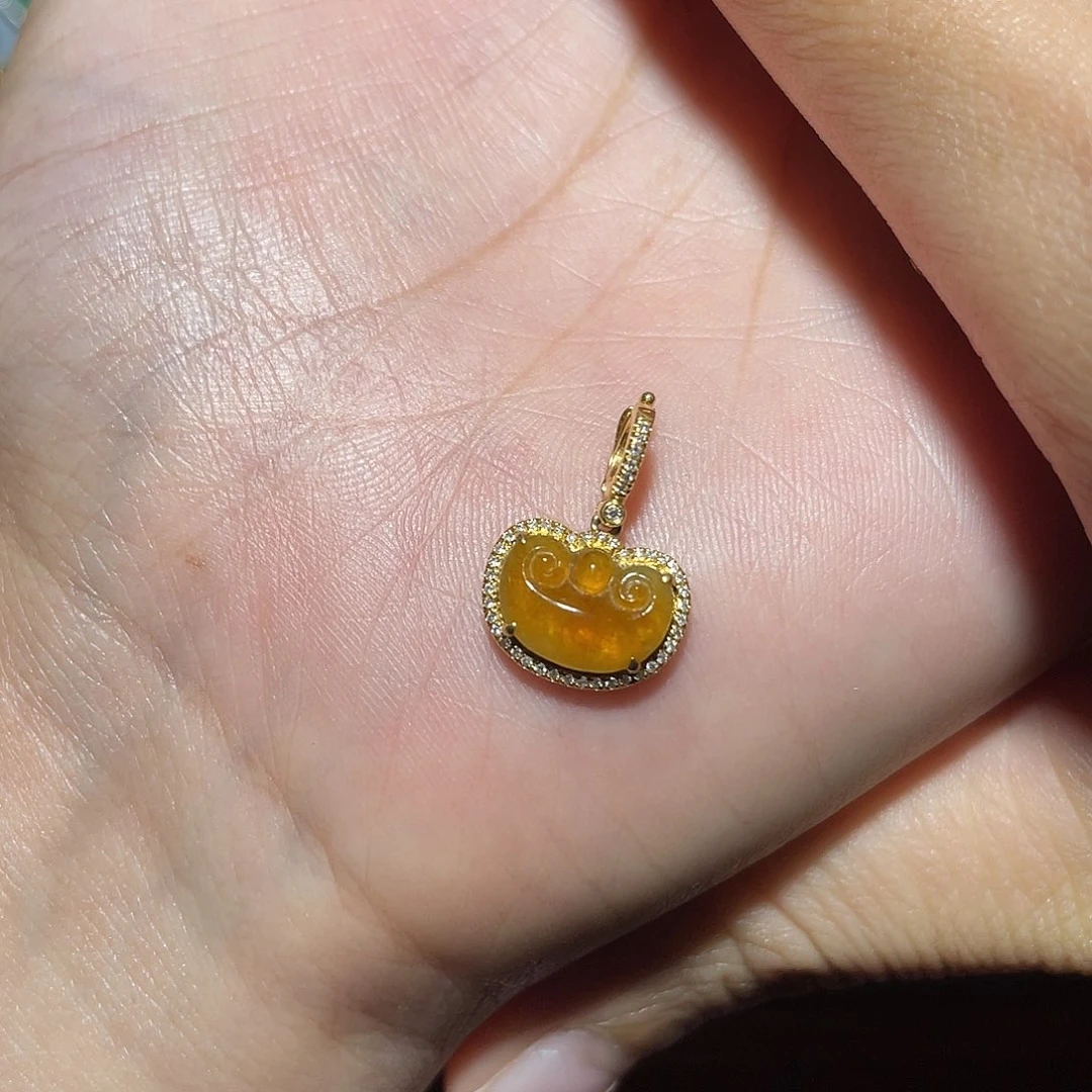 垚***垚翡翠18K金镶嵌吊坠(不含链)