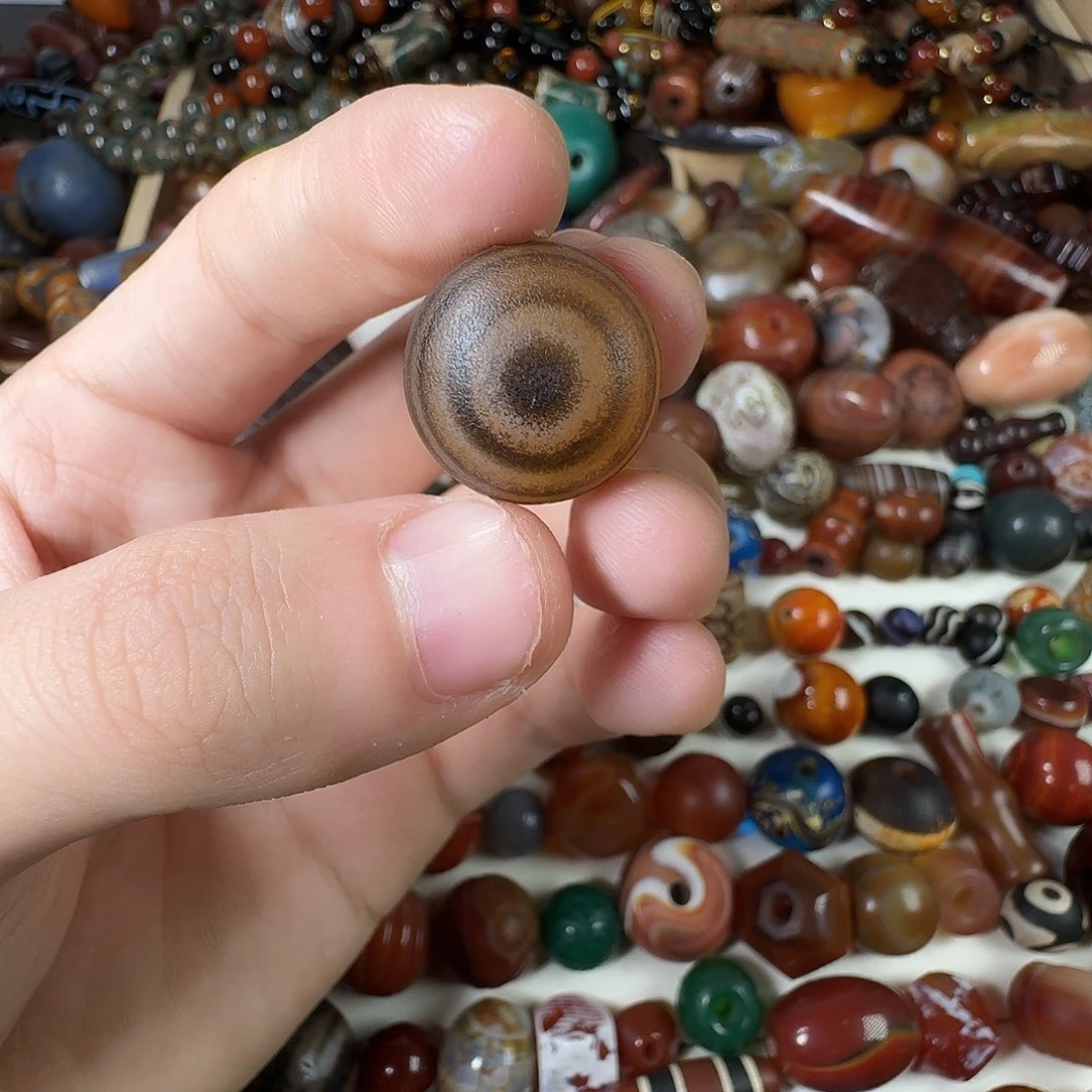 玛瑙/玉髓未镶嵌纯天然玛瑙珠子