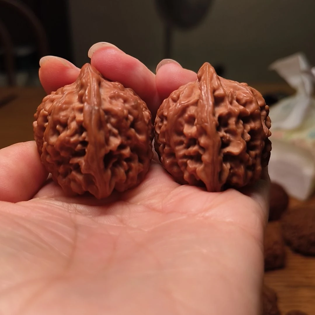 文玩核桃把件独角