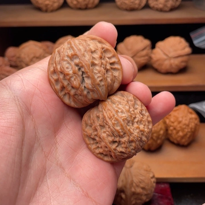 吊坠文玩核桃顔**志38毕业磨盘