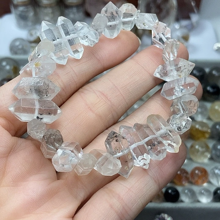 水晶颈饰未镶嵌白闪灵