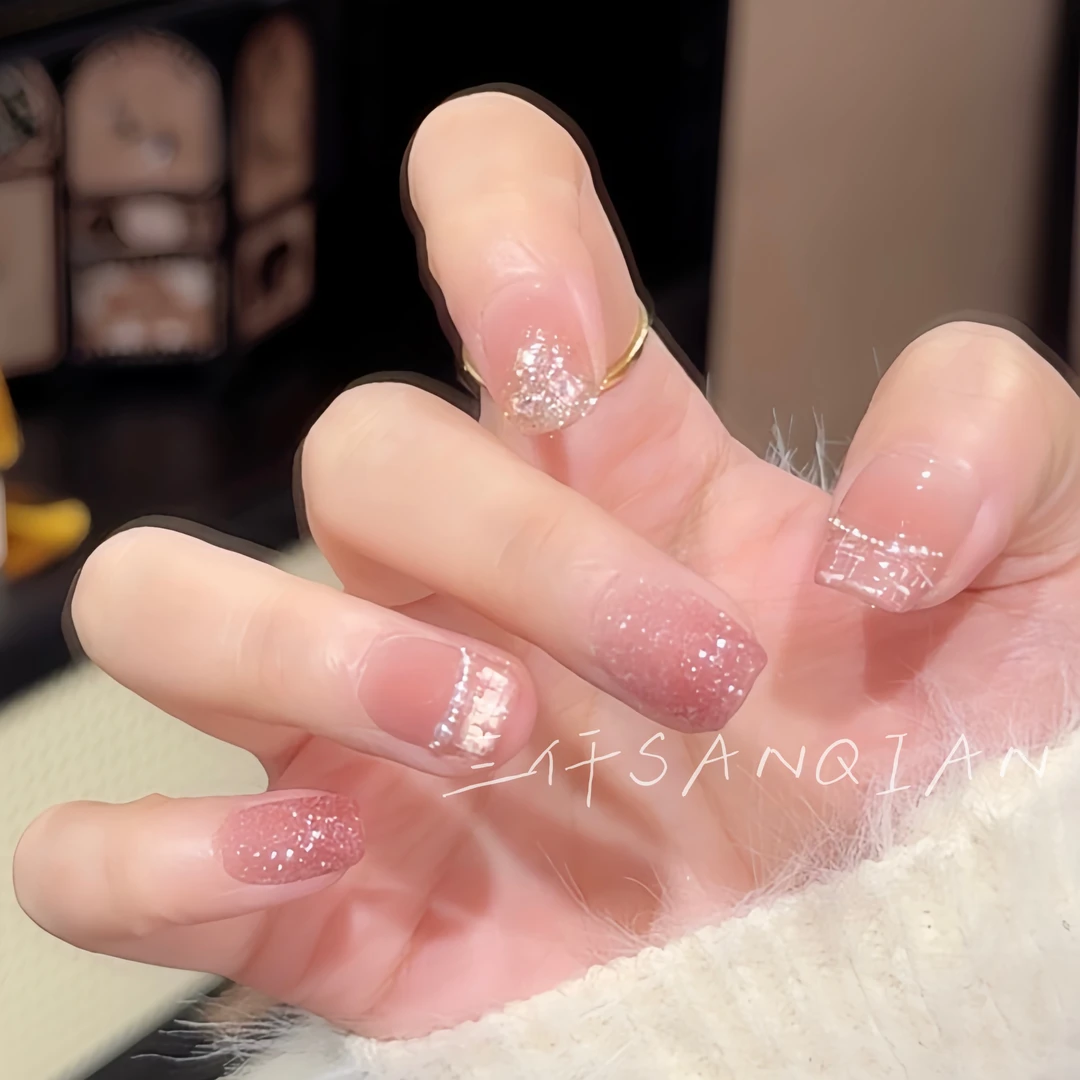 【钻石玫瑰】三仟手工穿戴甲 小香风碎钻闪粉千金款 显白贵气百搭