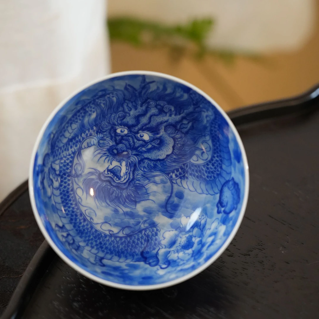 【雲梦】月造见物-青花龙纹牡丹杯