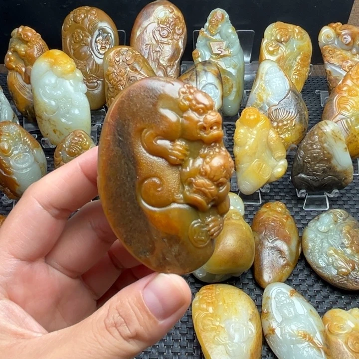 *****和田玉未镶嵌把件