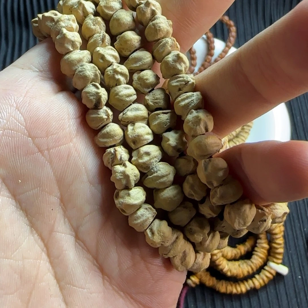 诺***丶吊坠柏香籽/百香籽