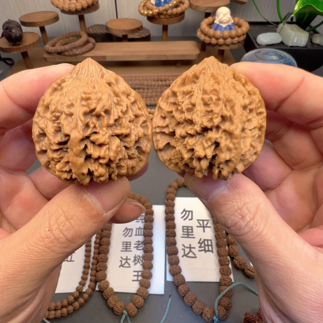 把件文玩核桃回血文玩核桃麻核桃满天星狮子头43mm精配全品无修