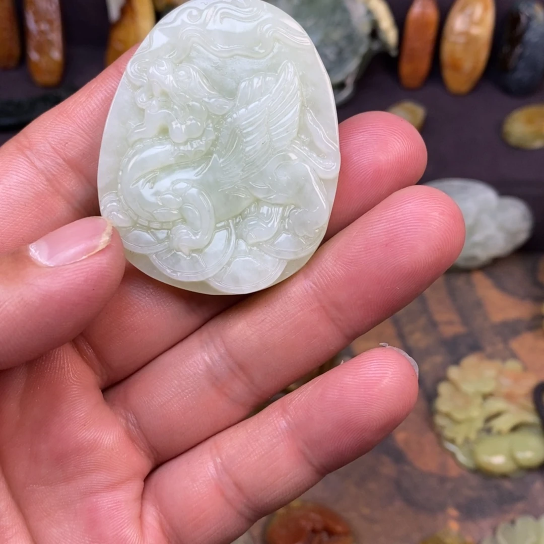 蛇纹石玉未镶嵌吊坠(赠链)