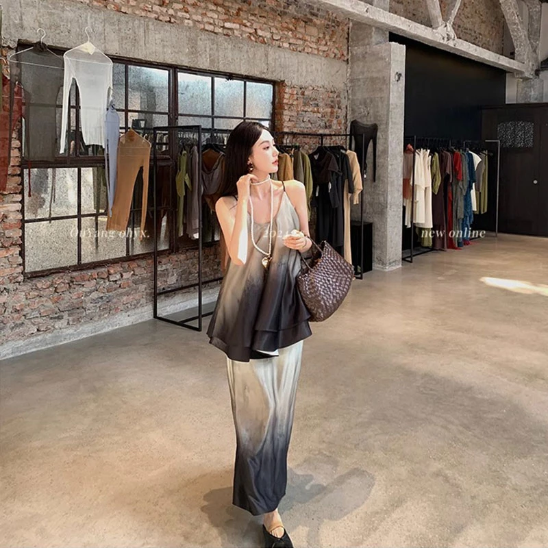 区区欧阳 墨染画卷缎面水墨印花渐变半身裙女夏季高腰显瘦复古