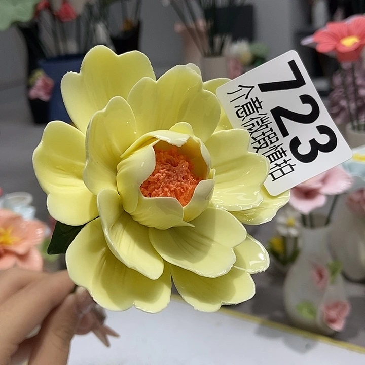 陶瓷纯手工捏花设计