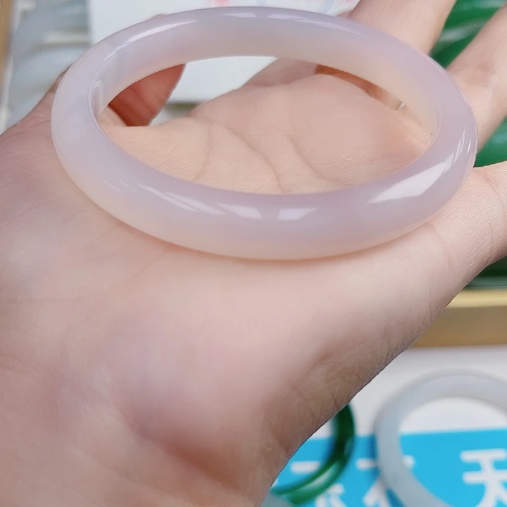 手镯玛瑙/玉髓未镶嵌