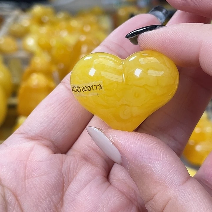 好***凉琥珀未镶嵌珠宝奇石h5