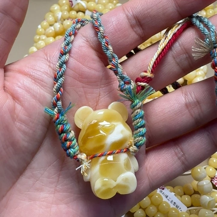 琥珀颈饰未镶嵌蜜蜡小熊