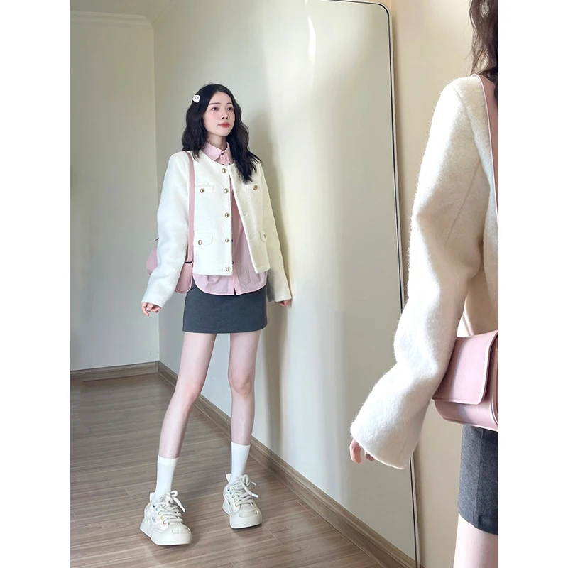 白色小香风毛呢外套女2025冬季新款小个子千金秋冬百搭短款上衣