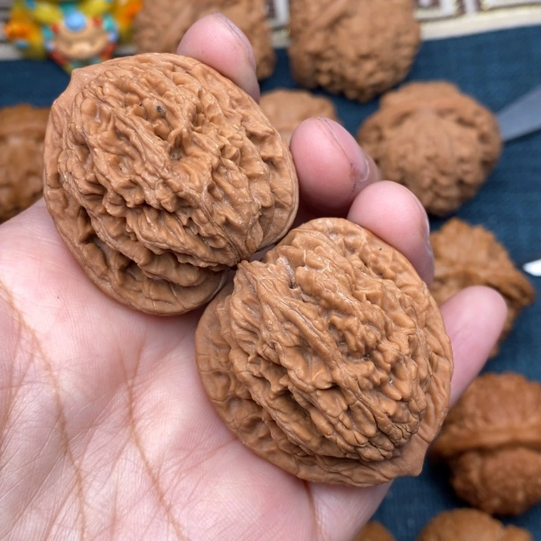 文玩核桃把件38精品麦穗虎头全品