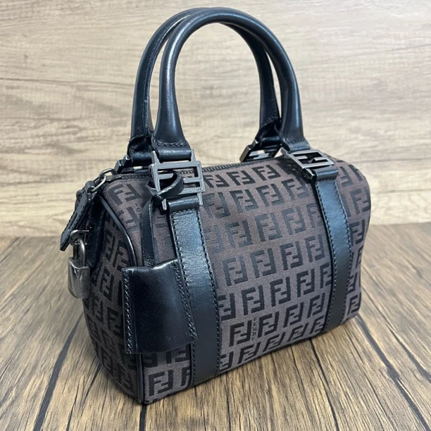 95新 FENDI/芬迪 芬迪波士顿nano手提包