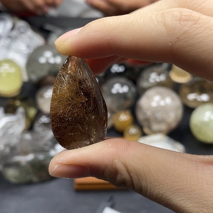 未镶嵌水晶珠宝半成品106水晶石