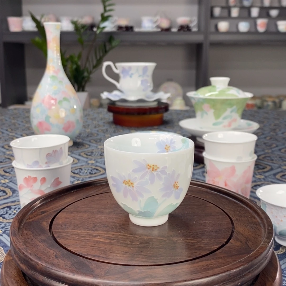 小雏菊釉下品茗杯
