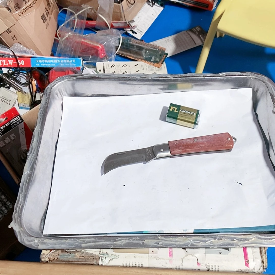 库存电工刀子一把特殊刚