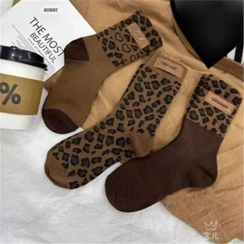 秋冬新款豹纹袜子咖色百搭定标袜子女美拉德色系网红时尚女中筒袜