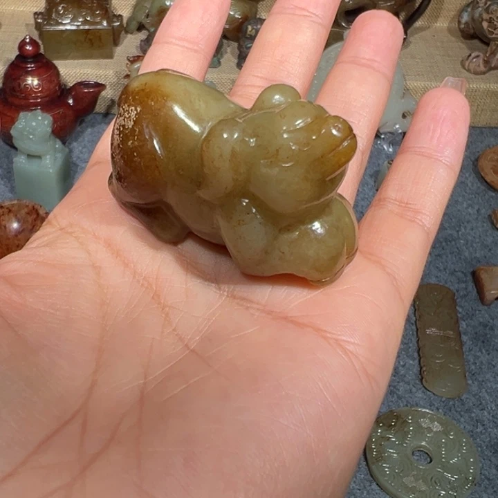 未镶嵌和田玉挂件