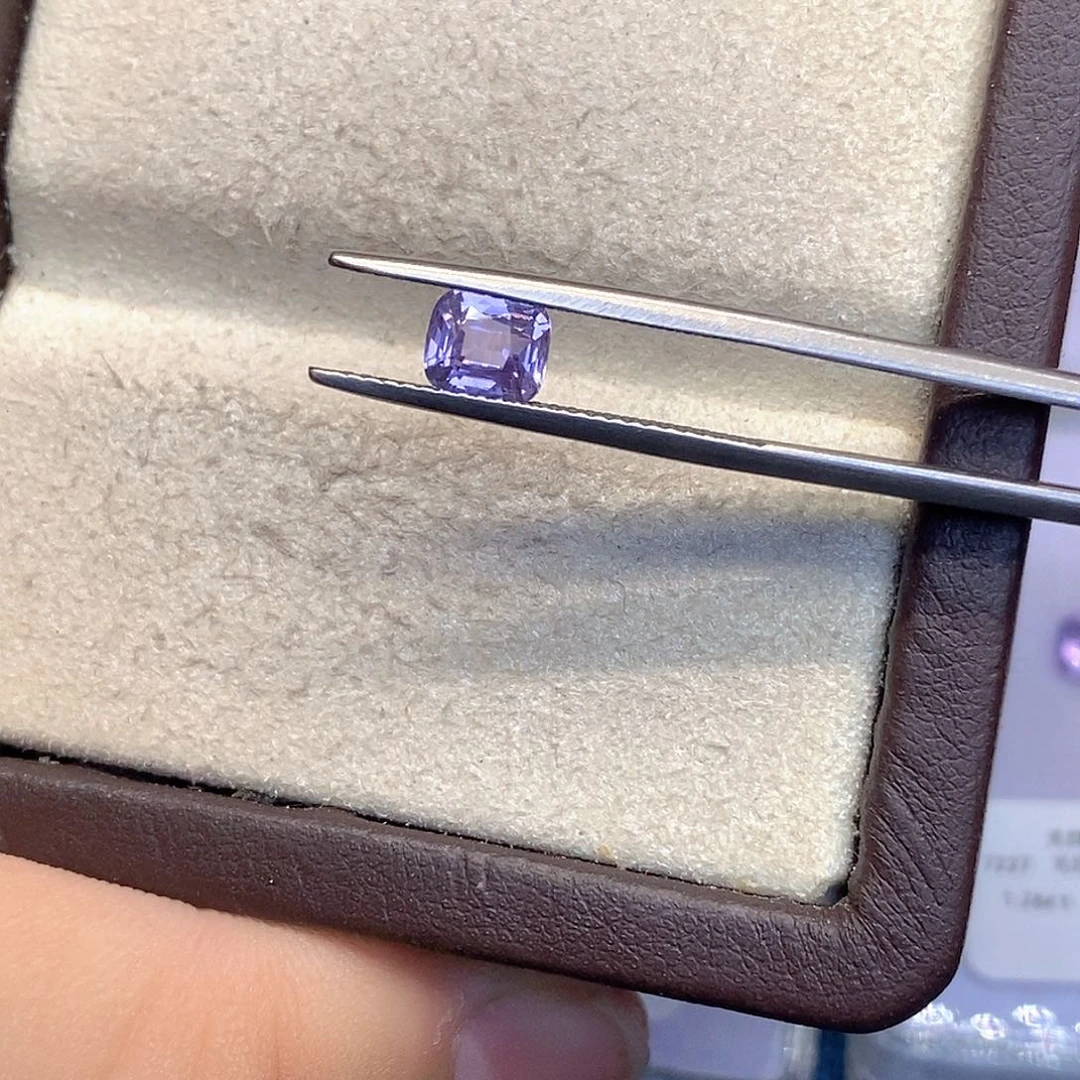 蓝宝石裸石彩色蓝宝石