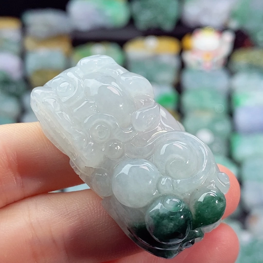 颈饰未镶嵌翡翠天然