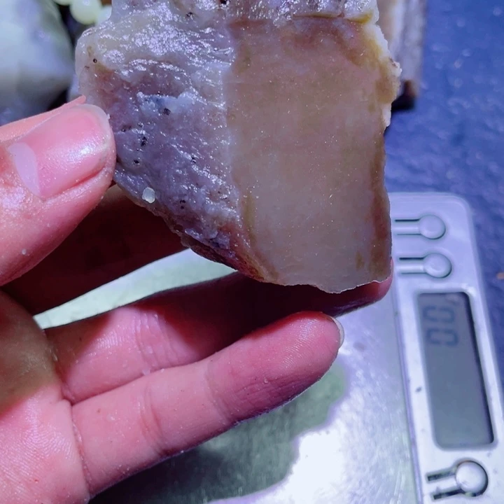 和田玉未镶嵌珠宝半成品