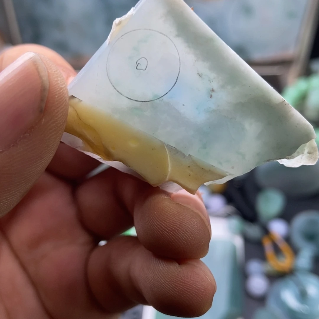 翡翠未镶嵌挂件定制