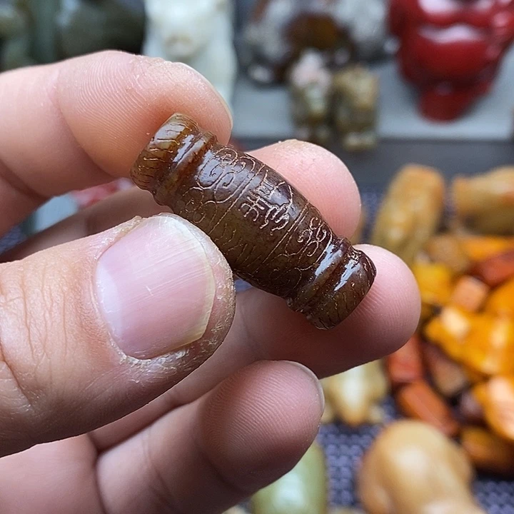 未镶嵌蛇纹石玉颈饰