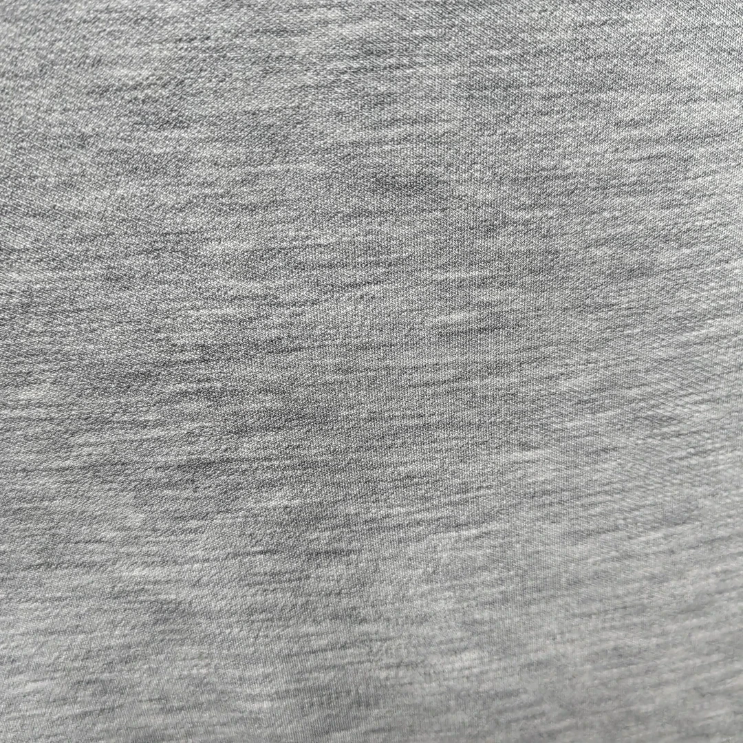 浅灰色 高捻雾感铜氨丝布料