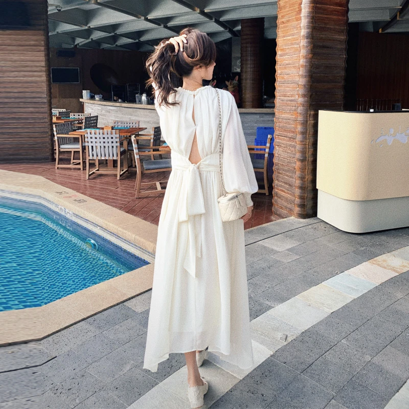 纯欲系露背连衣裙女2025春夏新款氛围感法式浪漫风白色初恋系长裙
