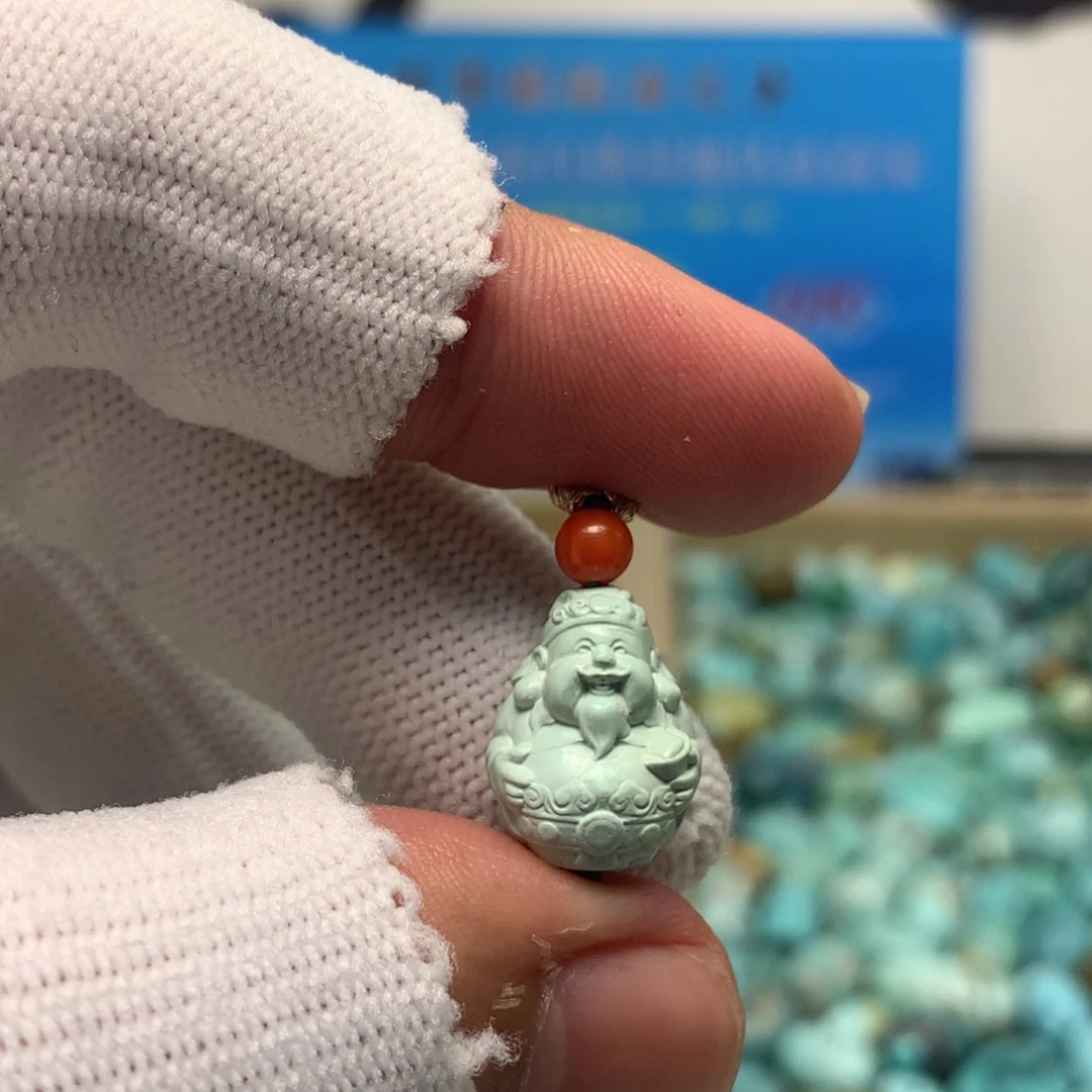 绿松石未镶嵌挂件