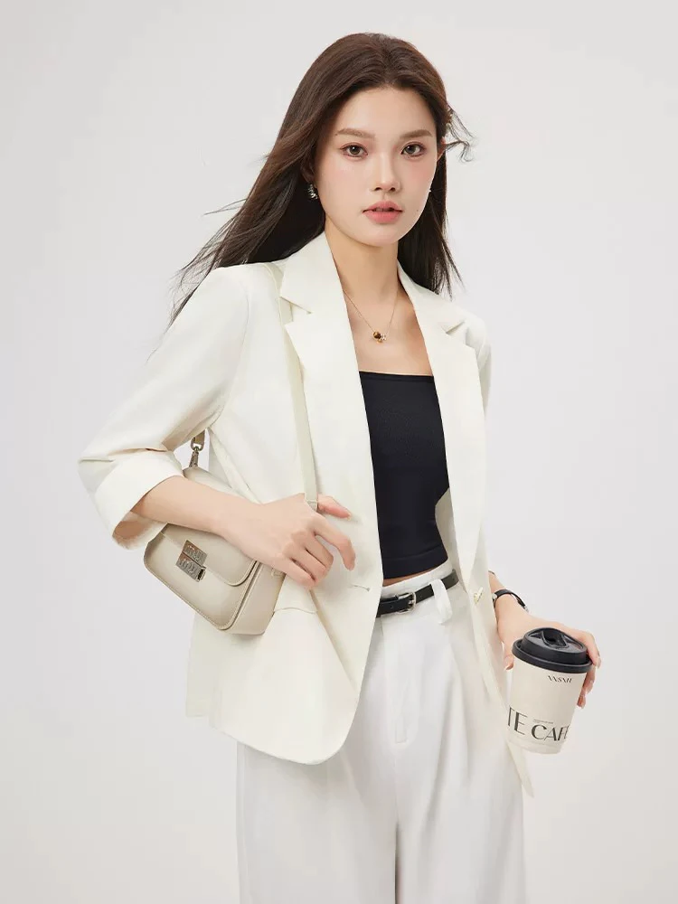高级感白色西装套装女夏季薄款2025新款装气质女神范休闲西服