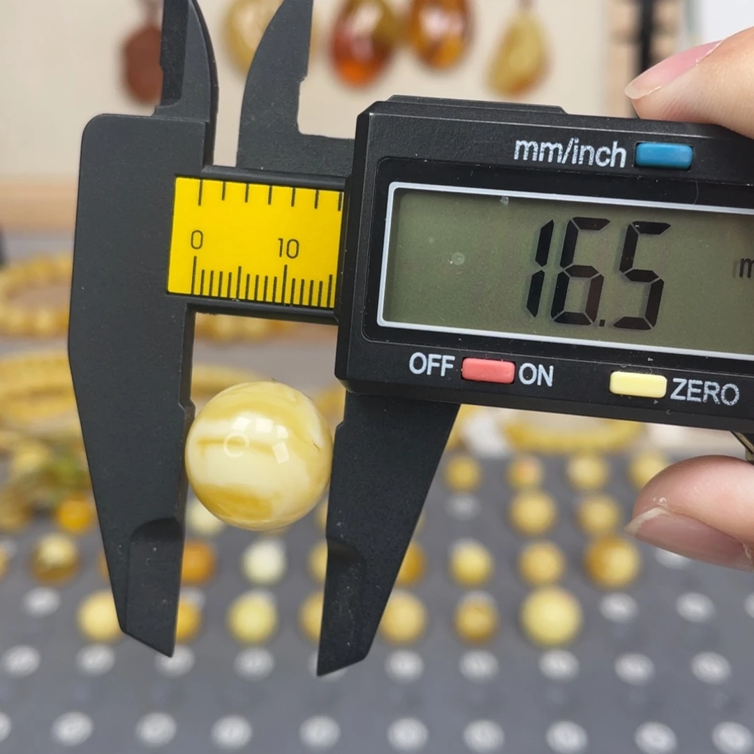 琥珀未镶嵌裸石130号