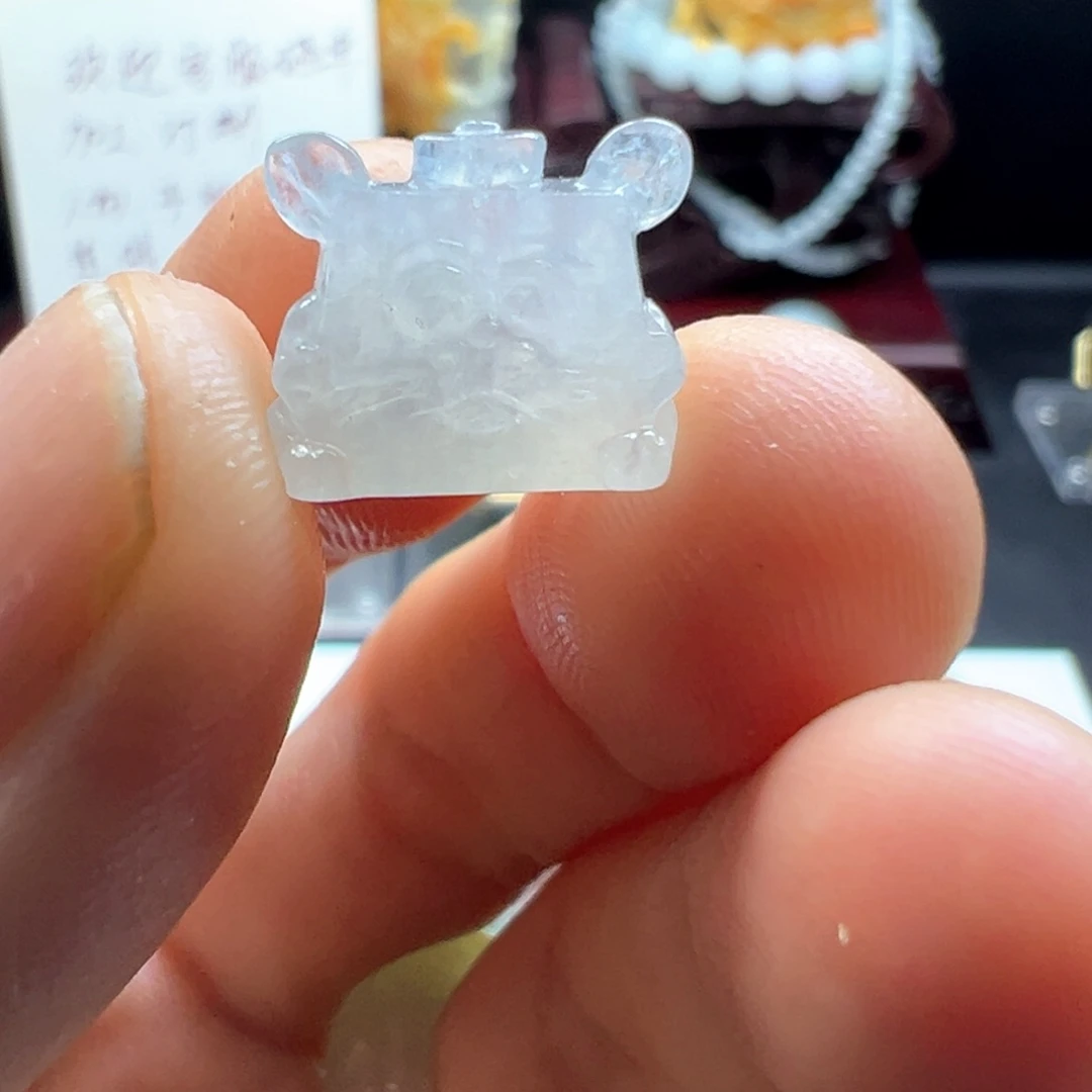 颈饰未镶嵌翡翠缅甸翡翠A货