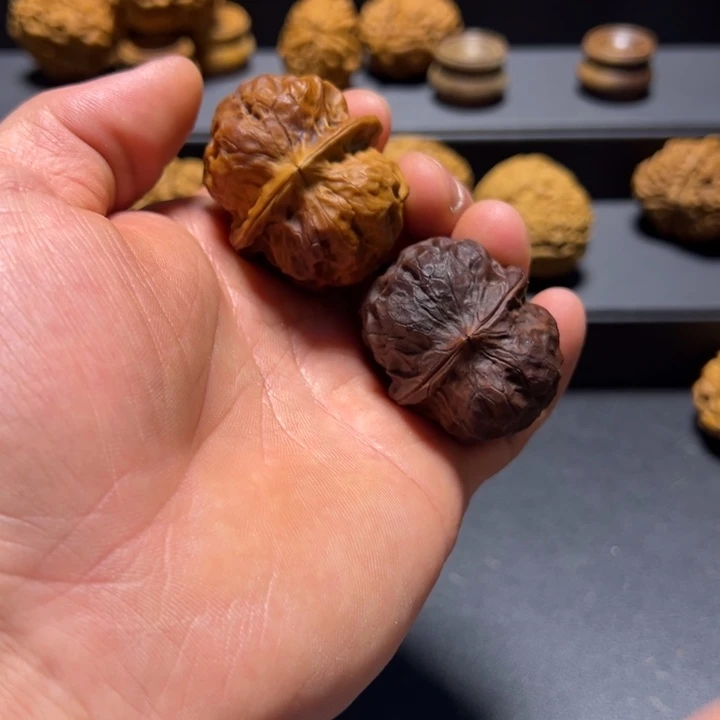 文玩核桃把件B水晶元宝42mm