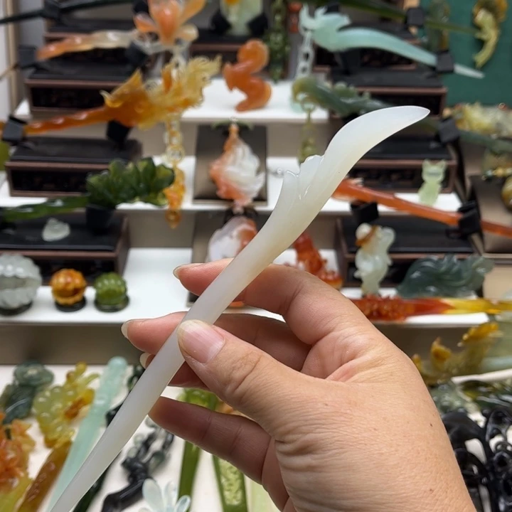 蛇纹石玉未镶嵌岫玉发簪