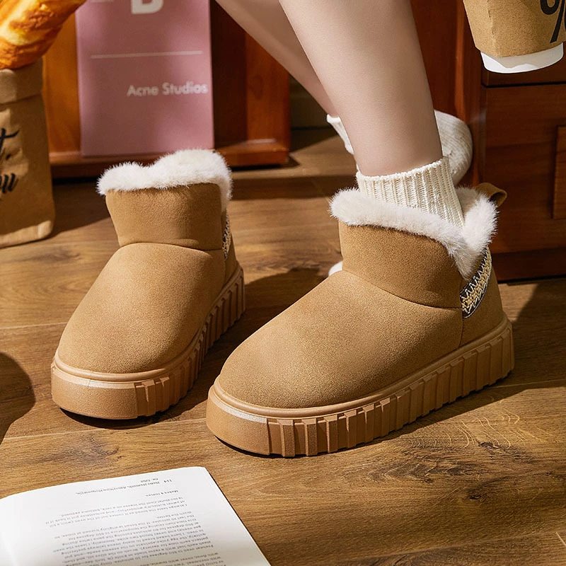 【清仓】秋冬新品简约时尚保暖雪地靴居家外穿舒适厚底女款棉鞋