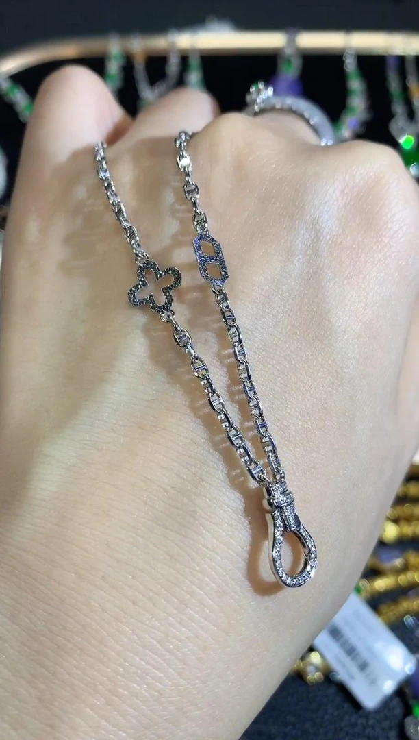 【云中意】18K金四叶草项链-多样性发货一件-zgm