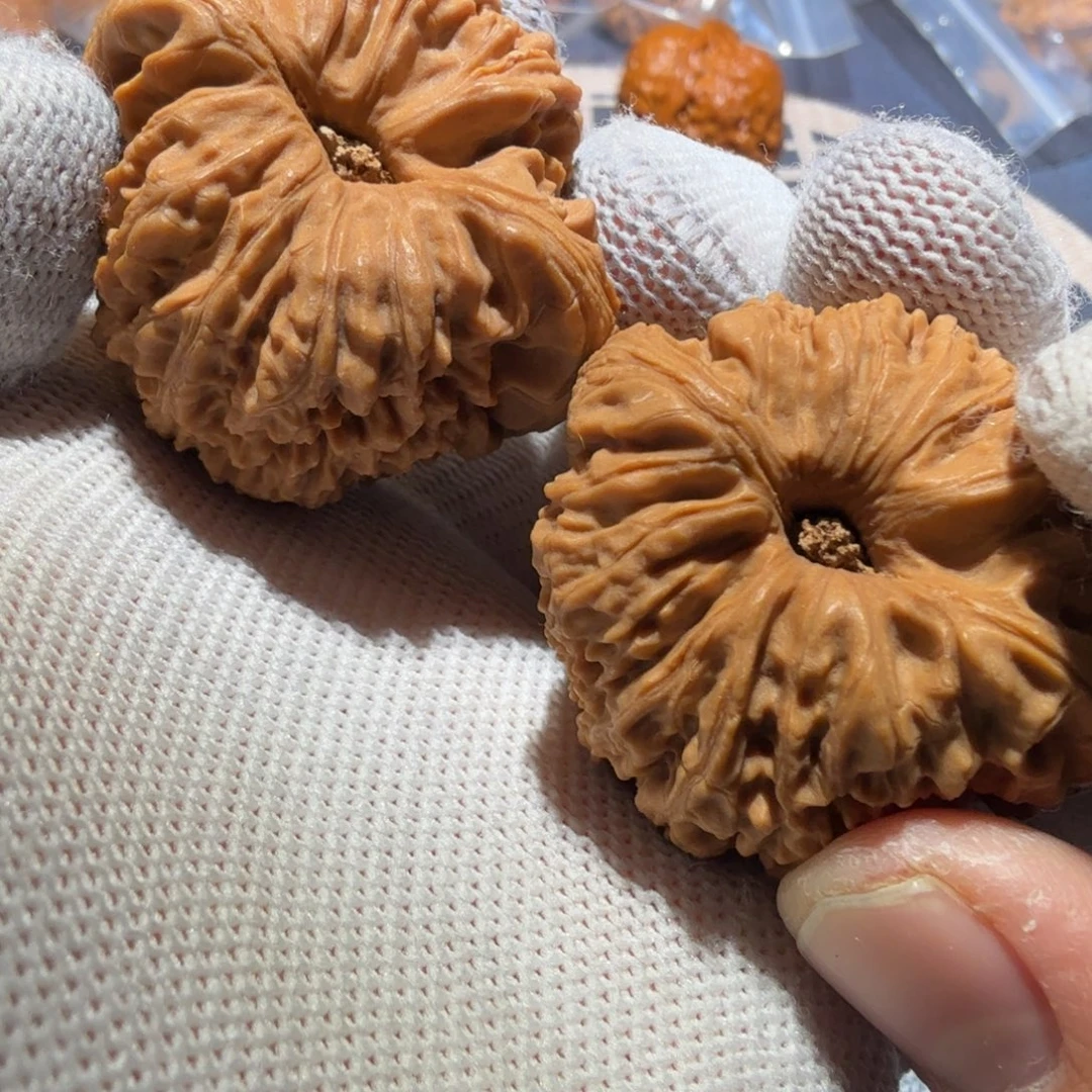 文玩核桃把件南疆