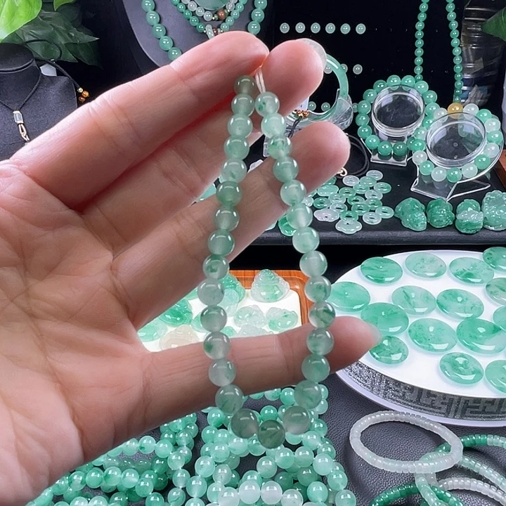 流***情未镶嵌手串石英质玉