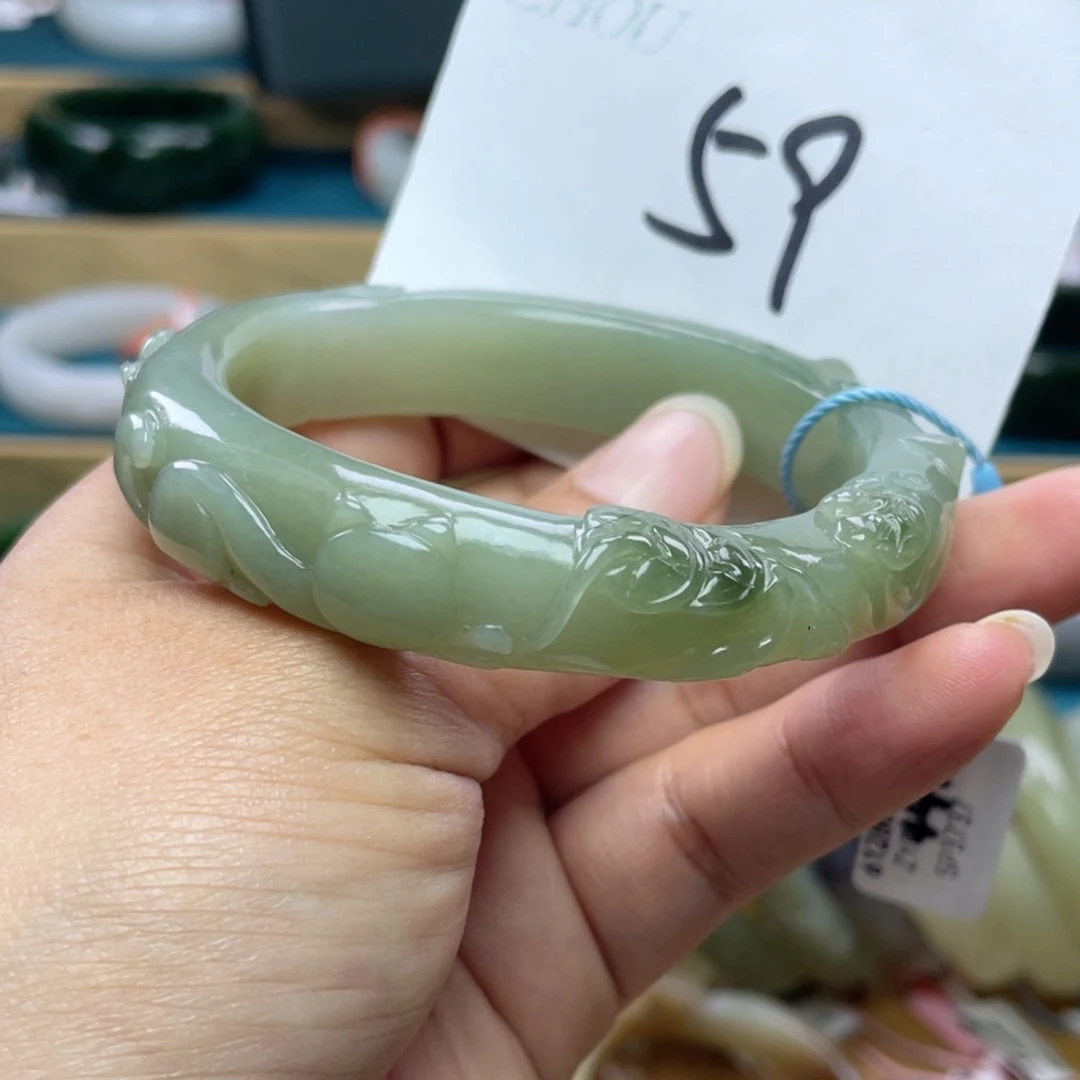 未镶嵌手镯和田玉圈口57