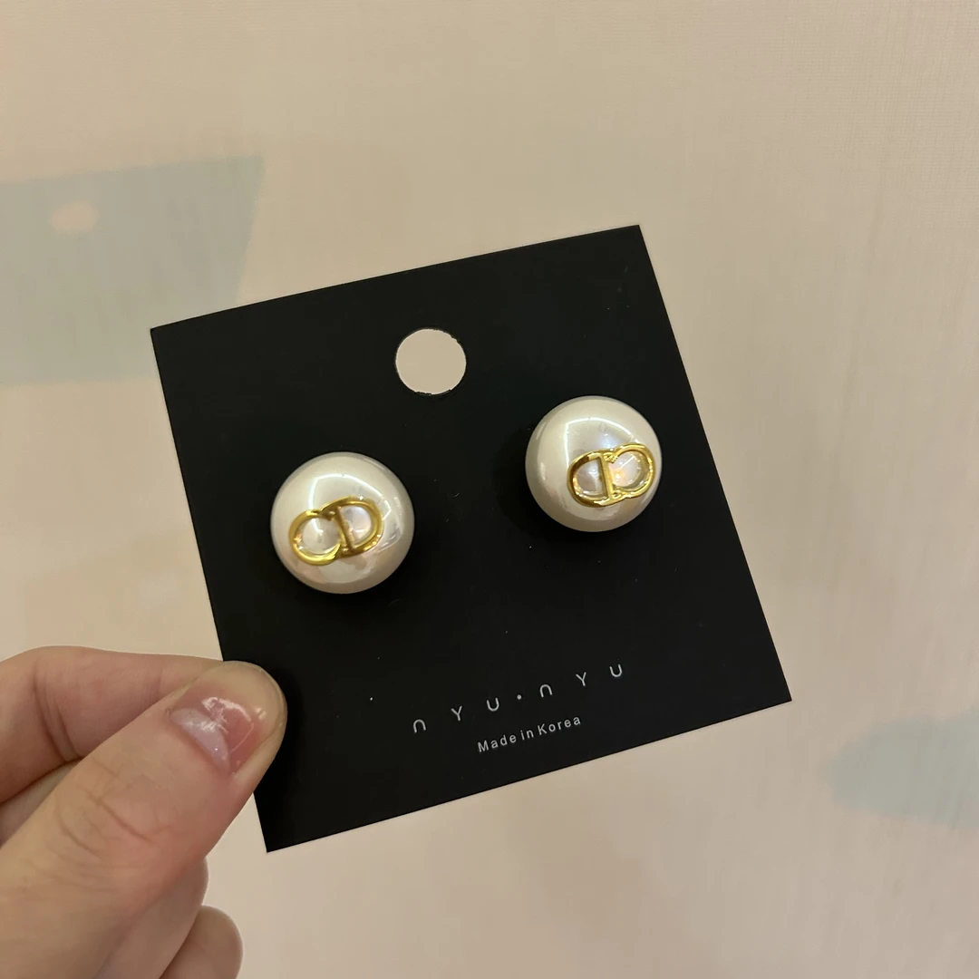 925银仿珍珠耳饰 CHANGE x 字母猪猪 百搭小众设计感 特 E660