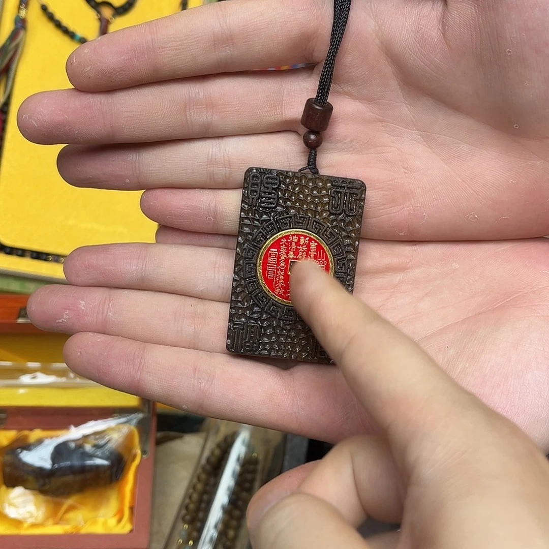 大叶紫檀（黑酸枝木类）