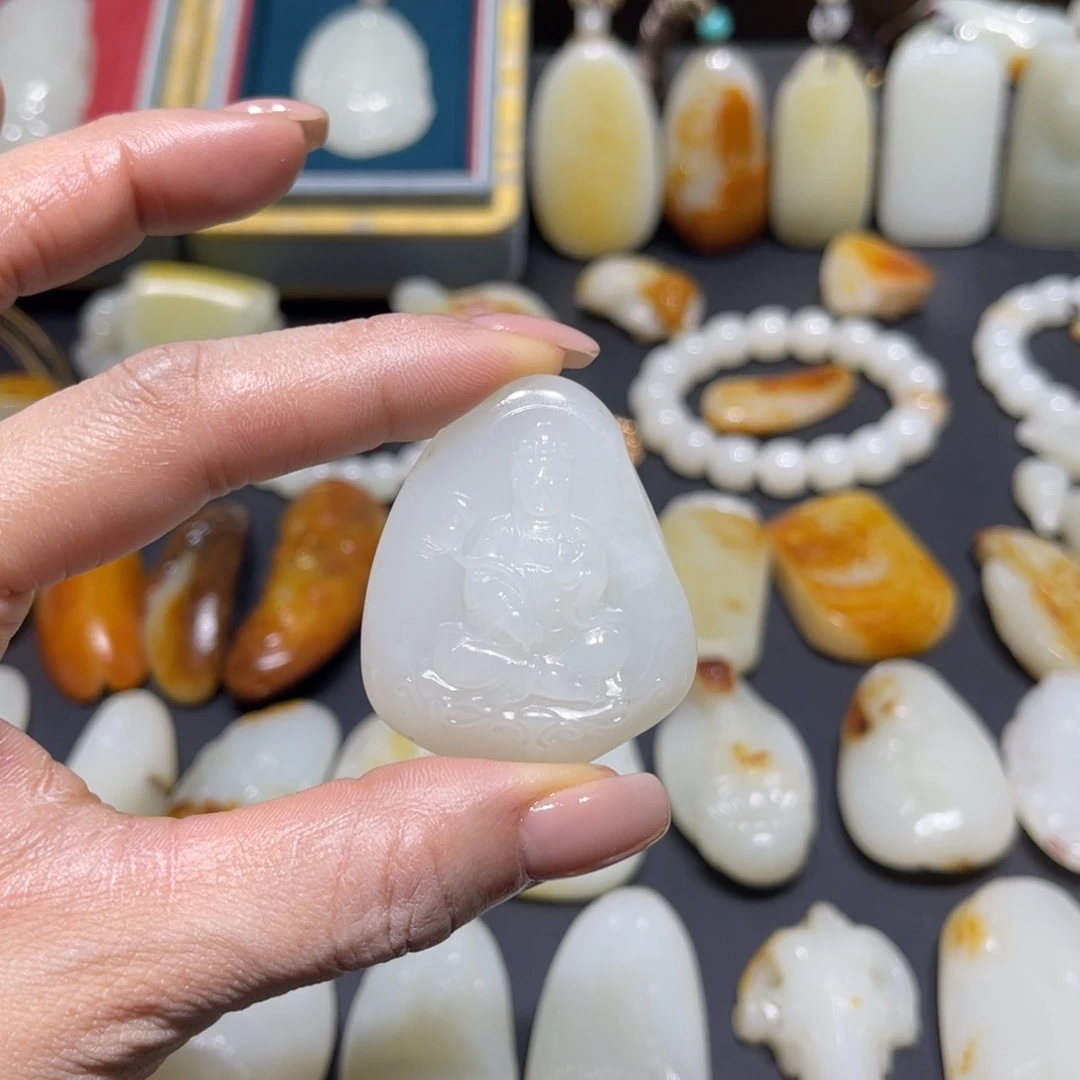 和田玉未镶嵌包链