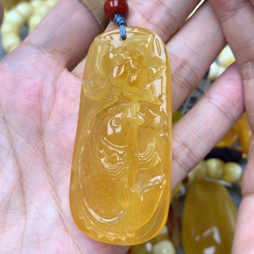 琥珀未镶嵌珠宝奇石