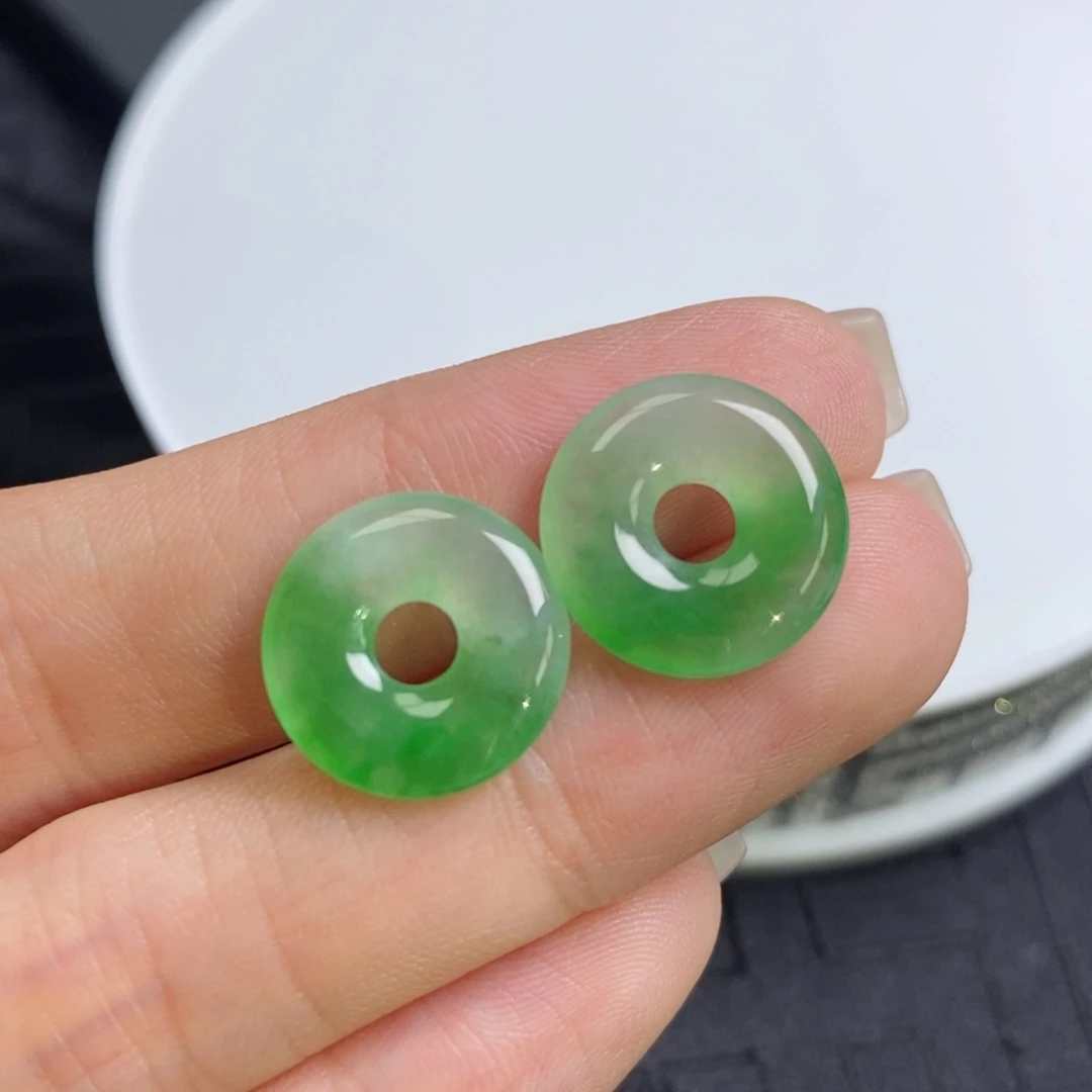 未镶嵌翡翠耳饰半山水清爽甜甜圈