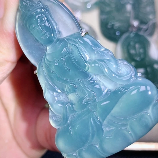 【闪购商品】颈饰银S925镶嵌翡翠