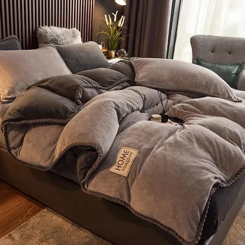 富安娜家纺牛奶绒四件套三秒速热双面婴儿绒被套贴身裸睡秋冬套件